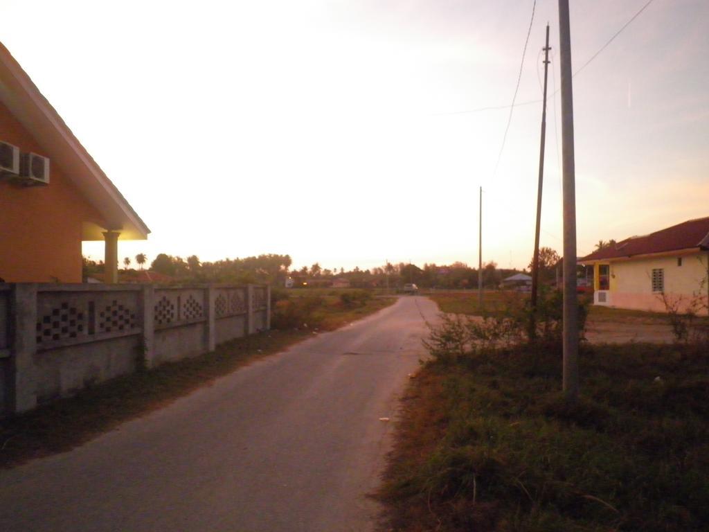 Tokman Inn Pantai Cenang  Exterior photo